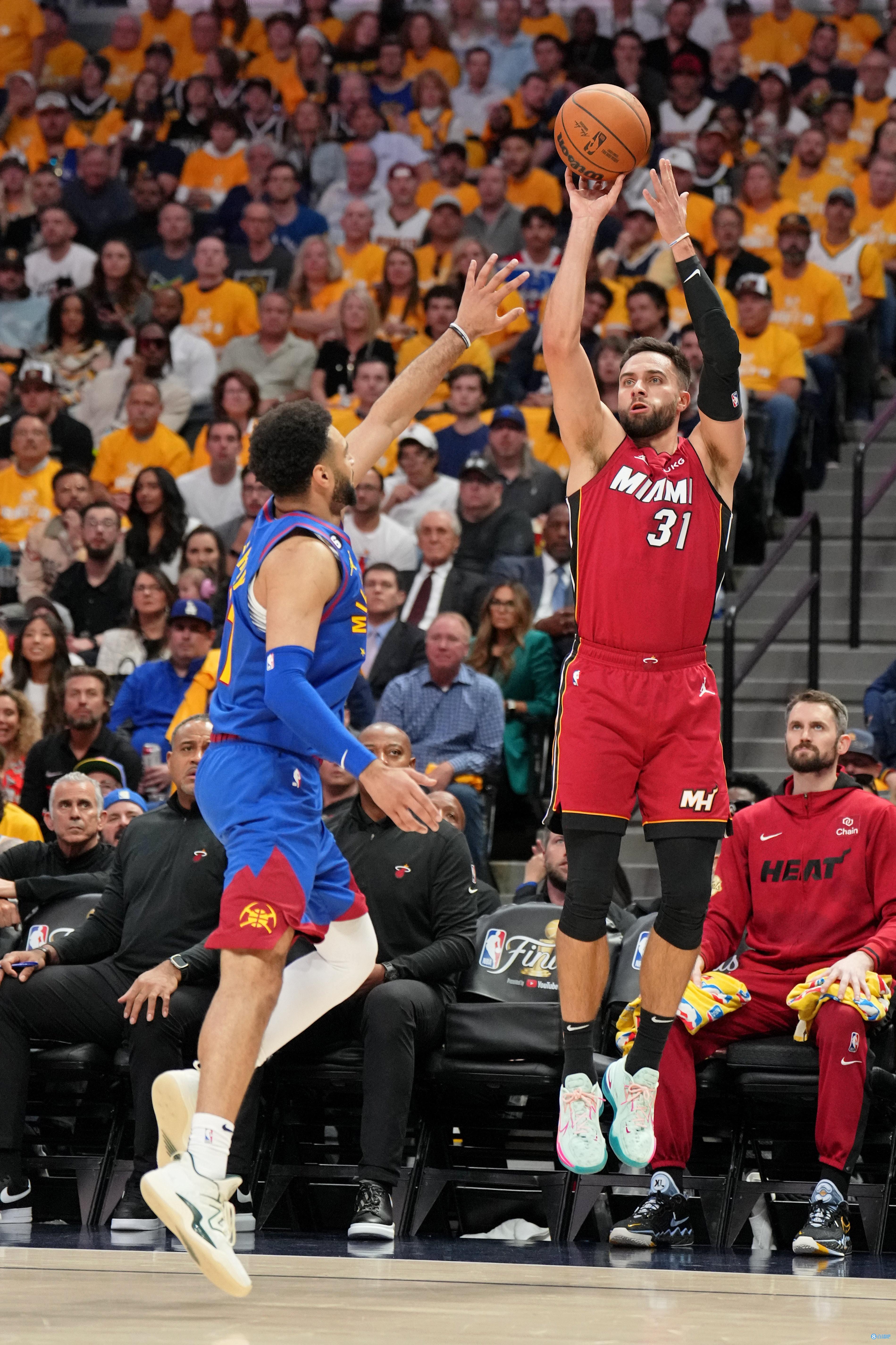 底角假投真 底角假投真